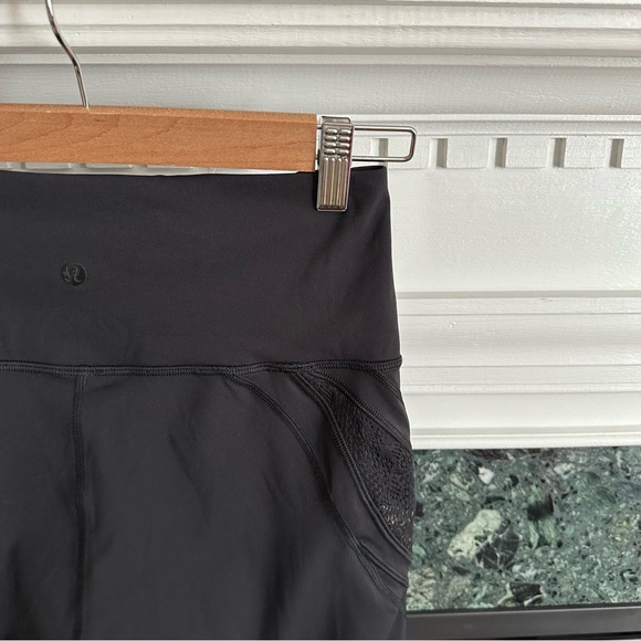Lululemon Wunder Under High-Rise Tight 25" *Lace, Black, size 8 - Picture 12 of 12